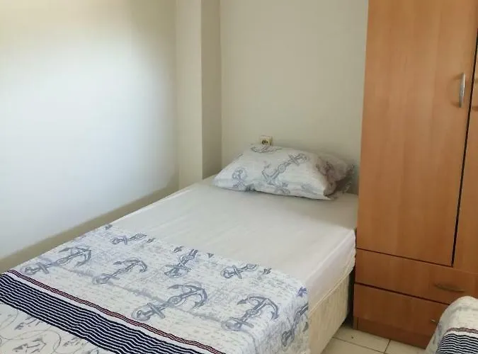 Semesterbostad Oludeniz Hostel Apartments/2 Bedroom Apartment With Swimming Pool Öludeniz
