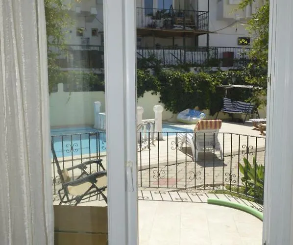 Дом отдыха Oludeniz Hostel Apartments/2 Bedroom Apartment With Swimming Pool