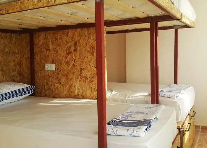 Oludeniz Hostel Apartments/2 Bedroom Apartment With Swimming Pool *