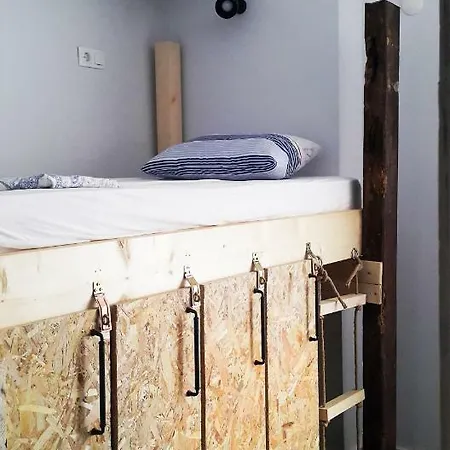 Oludeniz Hostel بيت شباب أولدينيس
