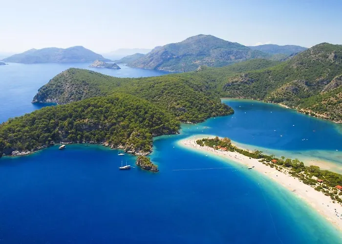 Casa de Férias Oludeniz Hostel Apartments/2 Bedroom Apartment With Swimming Pool